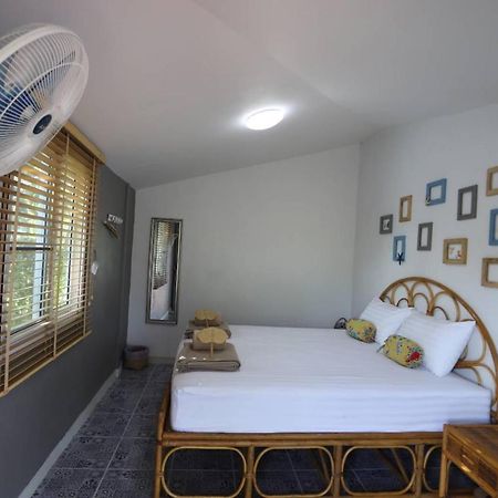 Thipwararom Homestay Takuapa Extérieur photo