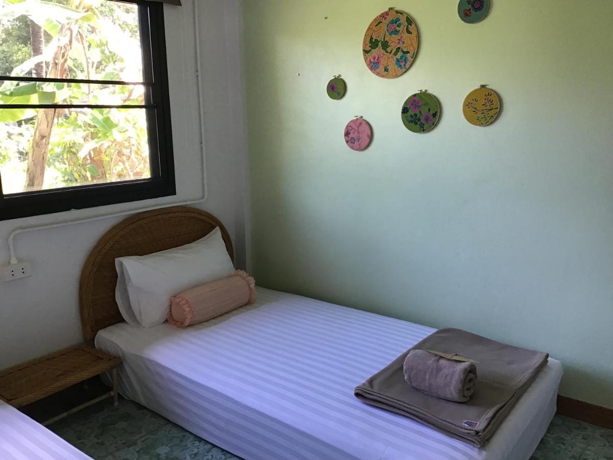 Thipwararom Homestay Takuapa Extérieur photo