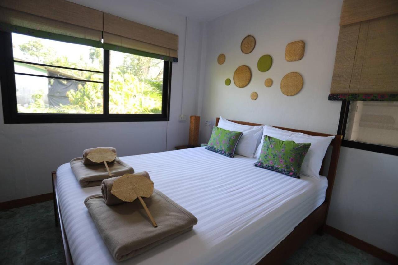 Thipwararom Homestay Takuapa Extérieur photo